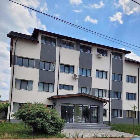 Studio Home Онещи Екстериор снимка